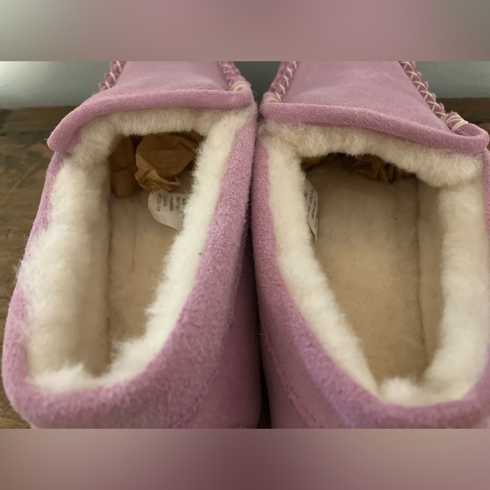 Wicked Good Slippers Venetian - Picture 7 of 11